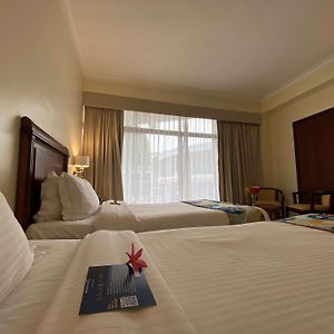 Golden Tulip Dar Es Salaam